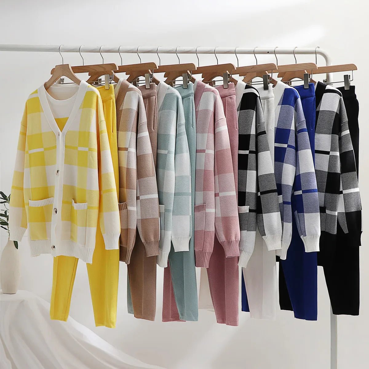 Sunday Soft - Knit 3 - Piece Set - Prestiqlo