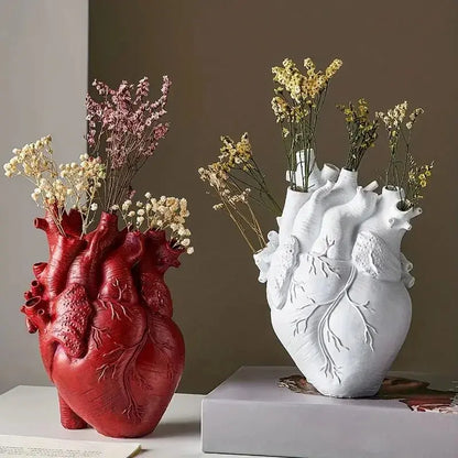 Noir Heart Bloom Vase - Prestiqlo